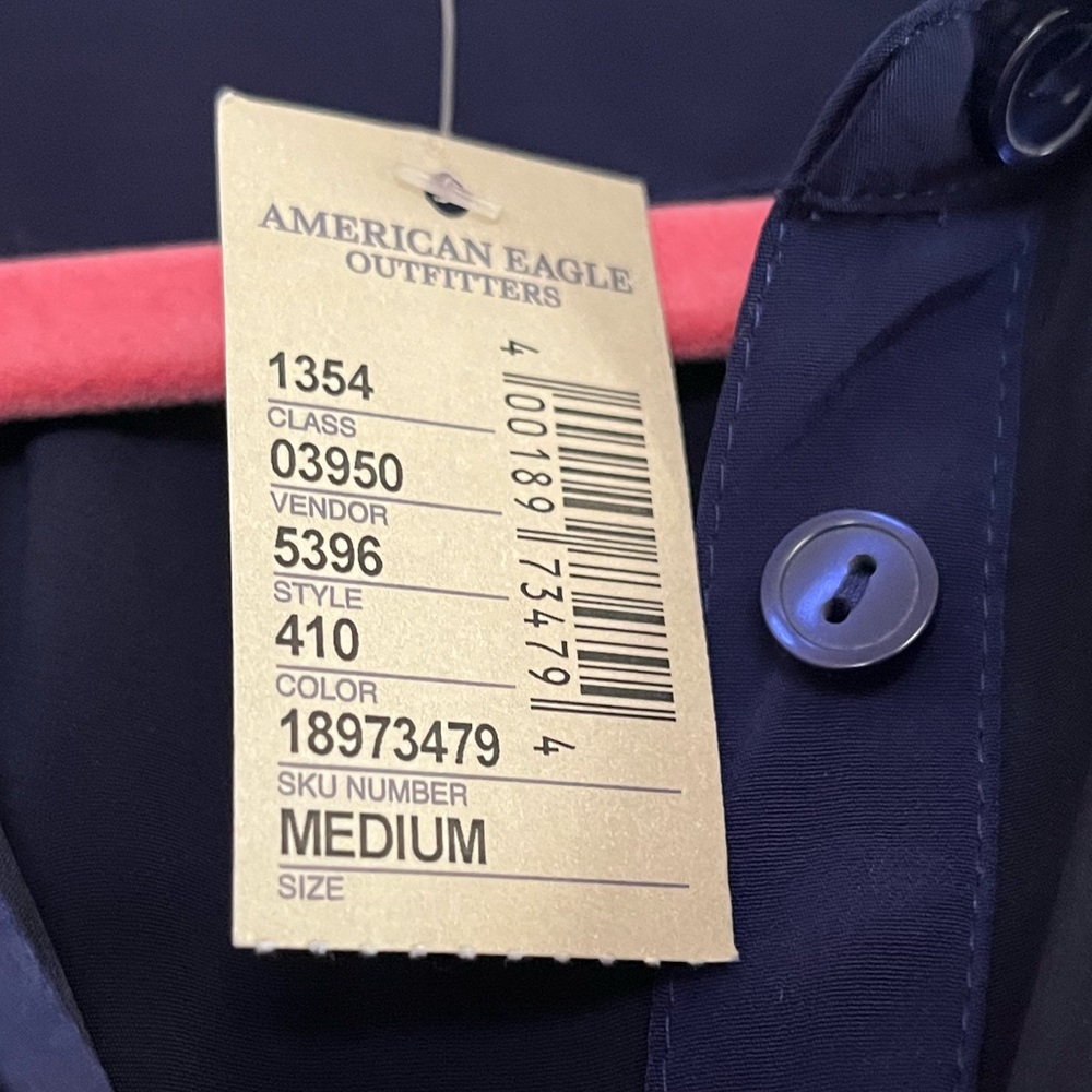 American Eagle Outfitters Dark Blue/Almostblack Button-Up Shirt NWTsmoke/petfree - Picture 2 of 6